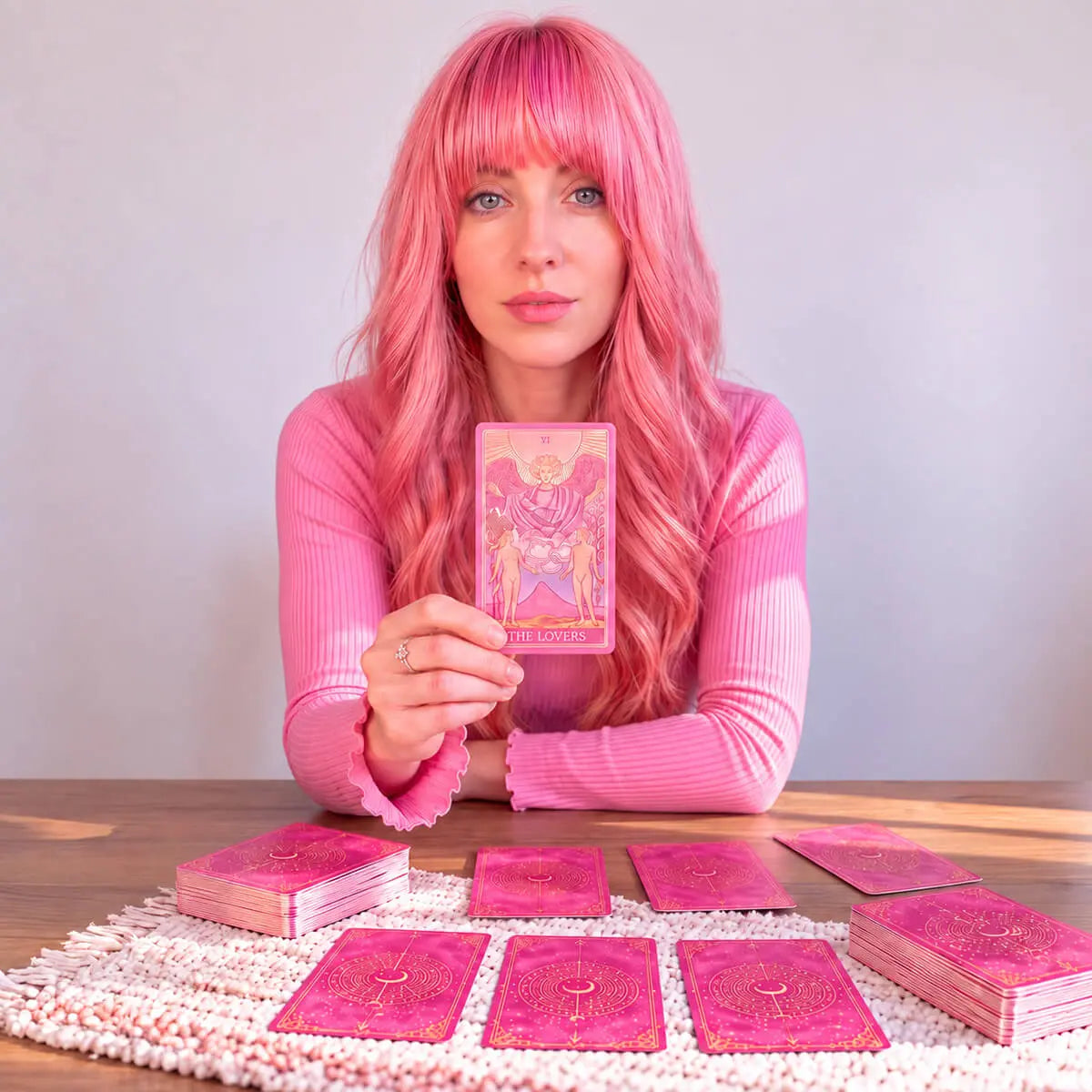 Samira ile 1 Yıl Boyunca Sınırsız Öncelikli Fal thumbnail-image-1
